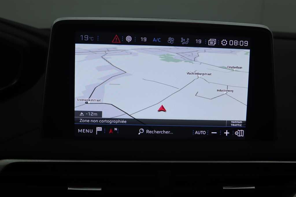 Peugeot 5008 2018 photo 3