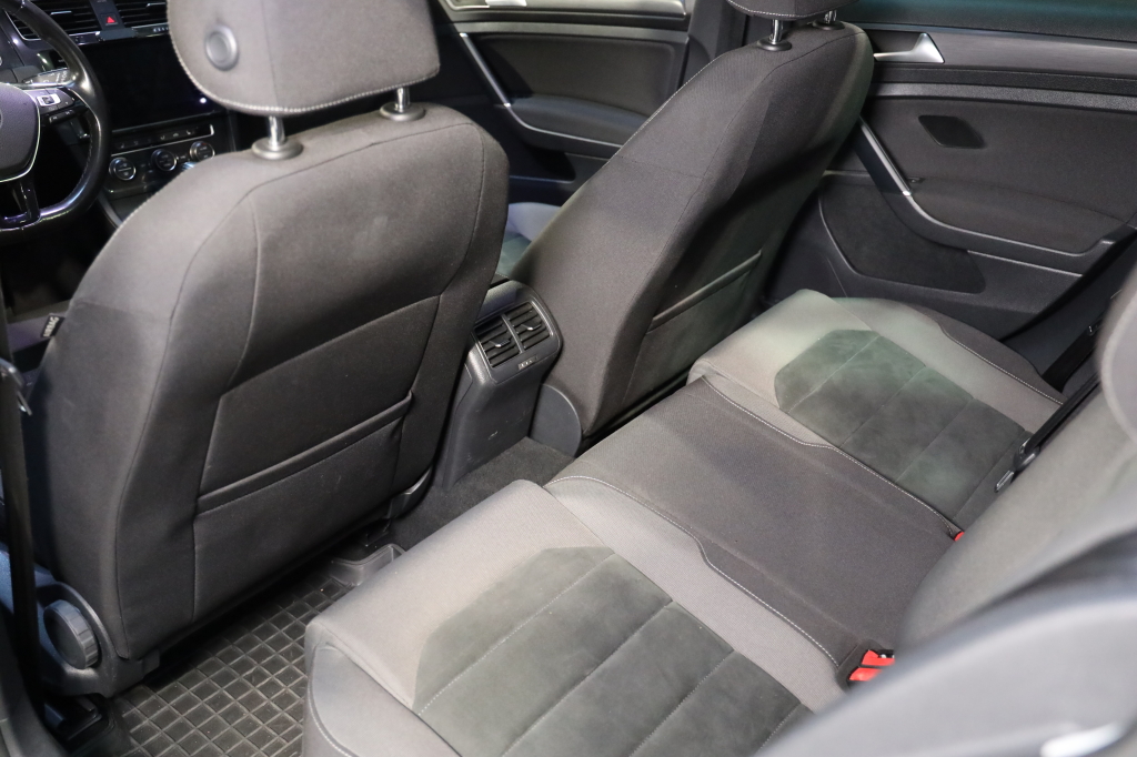 Volkswagen Golf 2017 photo 19