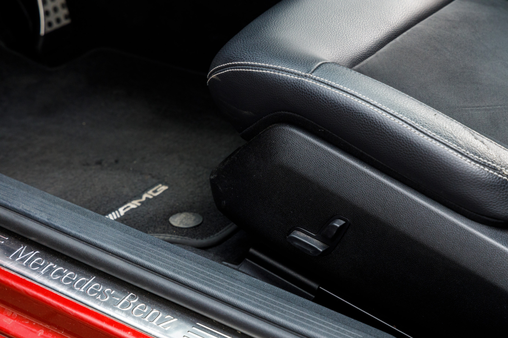 Mercedes-Benz E 220  Bluetec 2015 фото 13