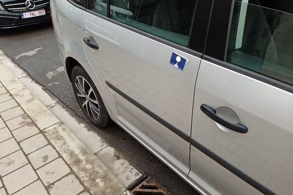 Volkswagen Touran 2015 photo 18