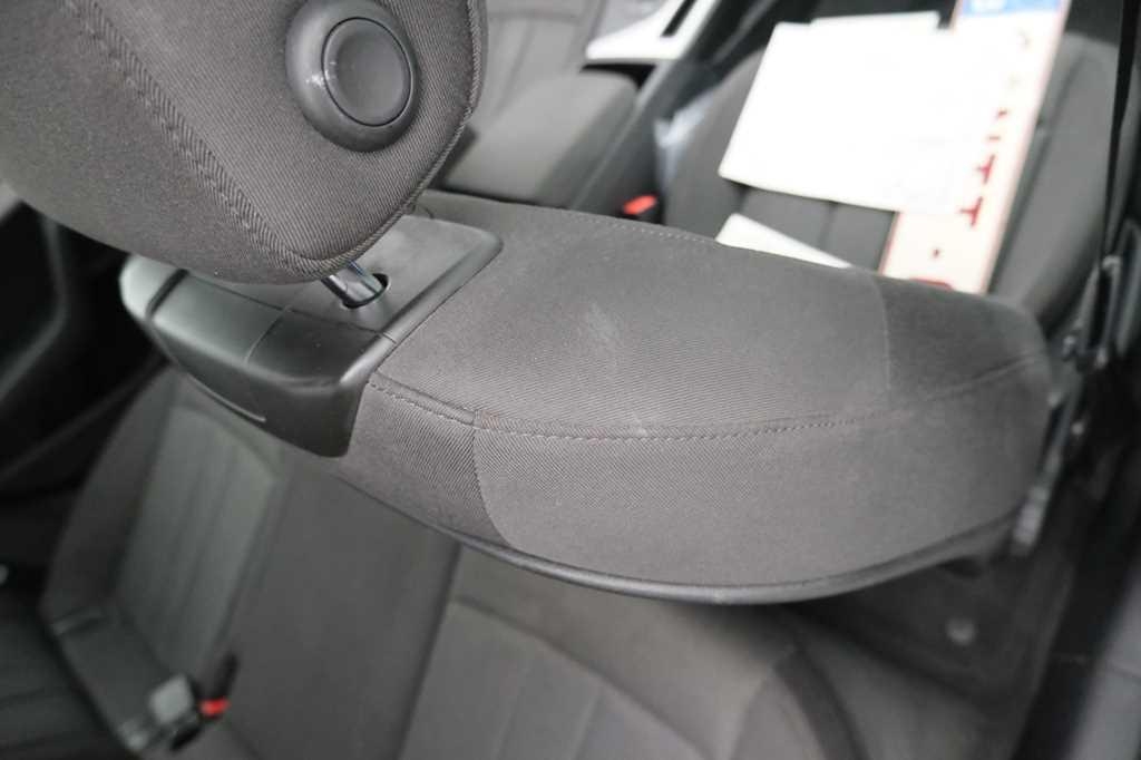 Audi A4 Avant 2016 photo 17