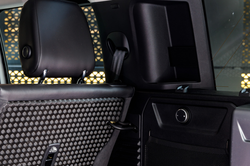 Land Rover Defender First Edition D240 2020 photo 34