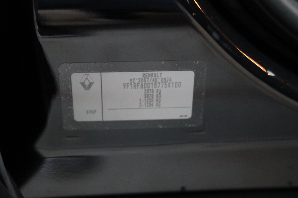 Renault Scenic 2017 фото 38