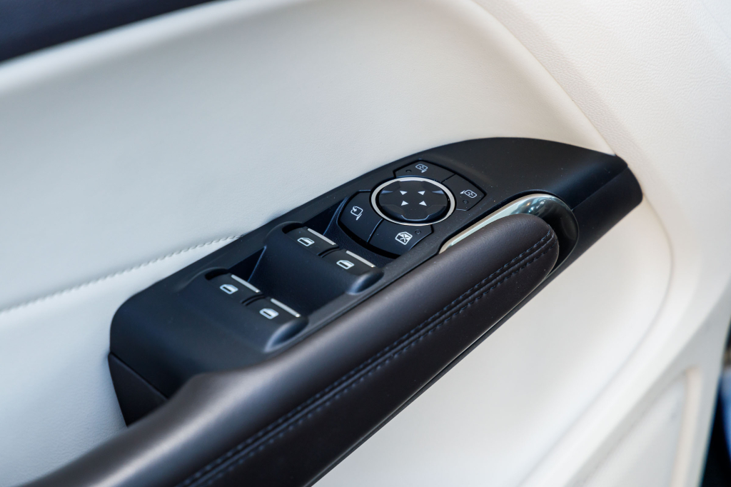 Lincoln MKC 2016 photo 32