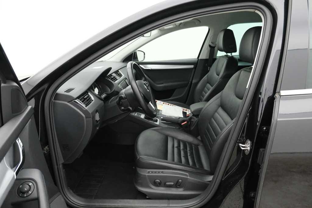 Skoda Octavia Combi 2016 фото 2