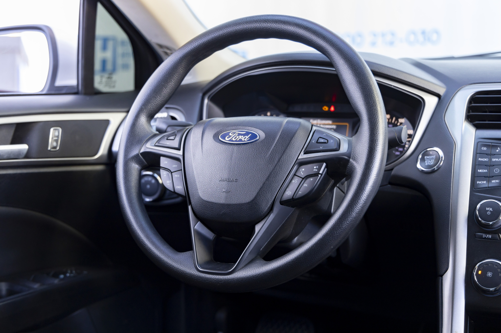 Ford Fusion 2017 photo 40