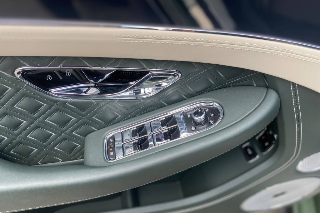 Bentley Continental GT 2021 фото 11