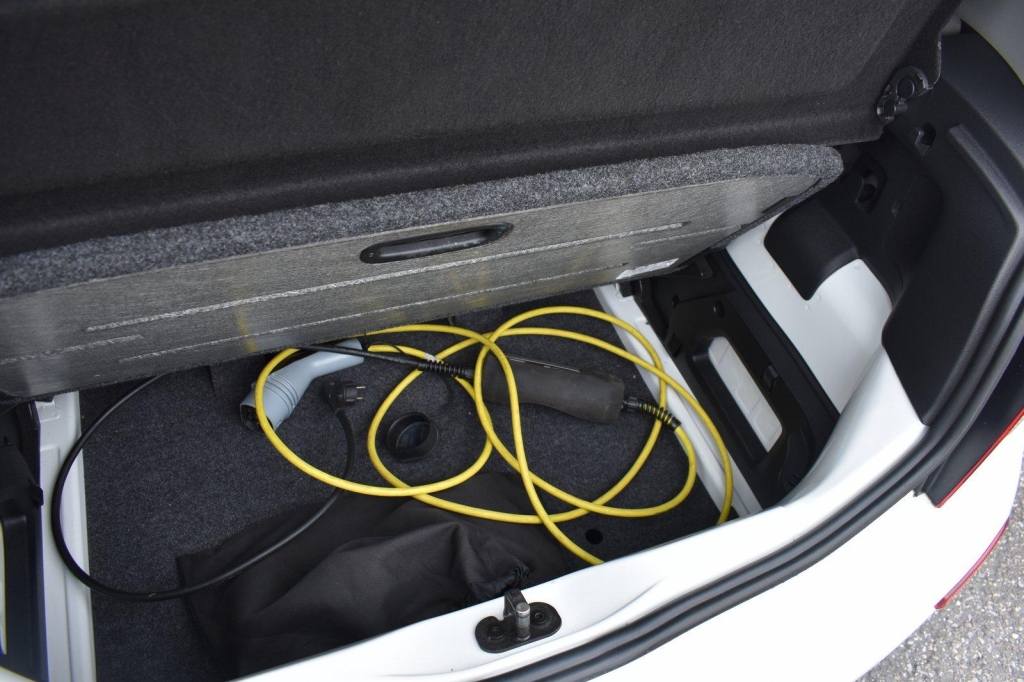 Volkswagen eUp! 2014 photo 1