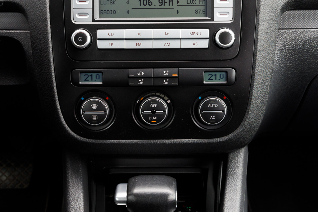 Volkswagen Golf V 2008 фото 8