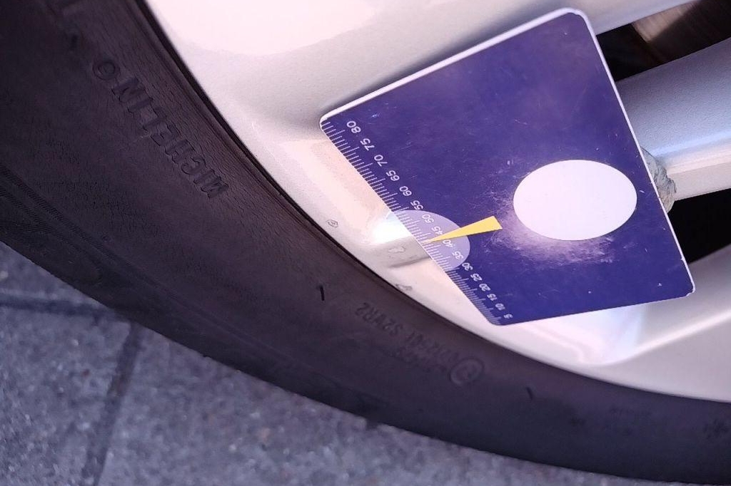 Toyota Auris Touring Sports 2016 photo 13