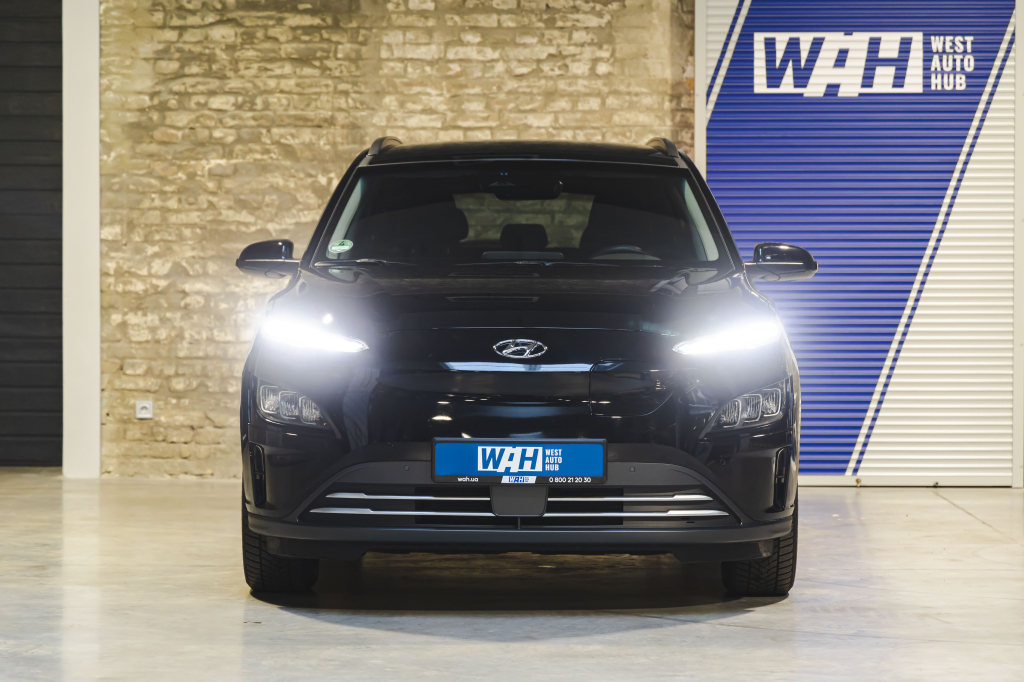 Hyundai Kona Electric 2021 фото 1