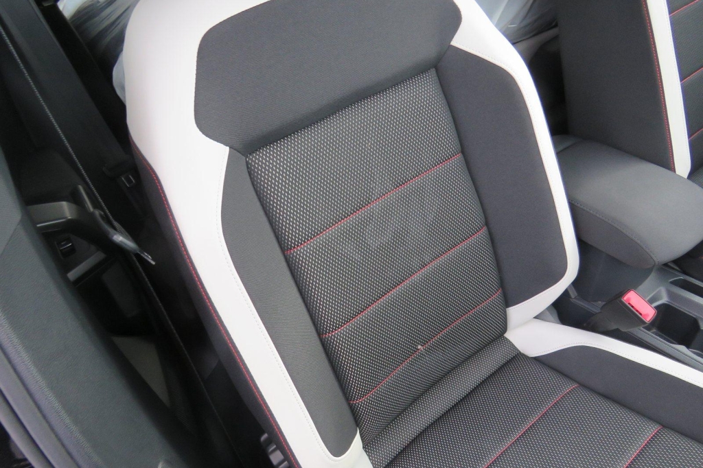 Volkswagen T-Roc 2019 фото 9