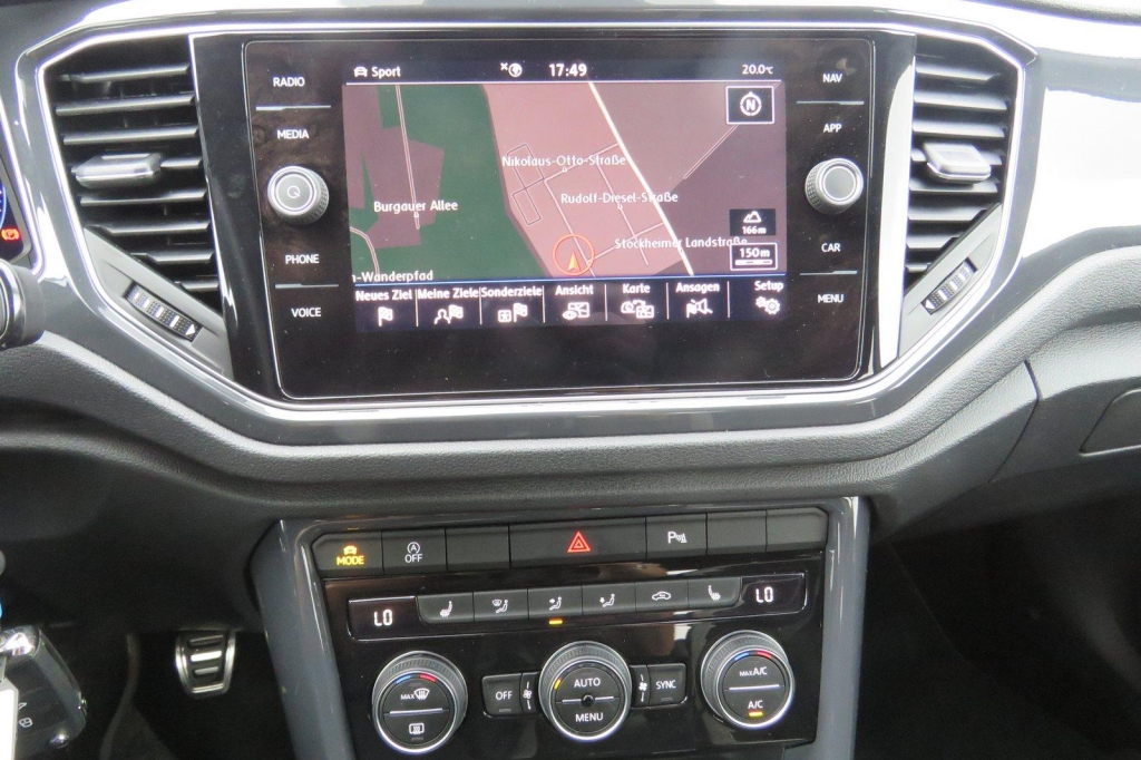 Volkswagen T-Roc 2019 photo 2