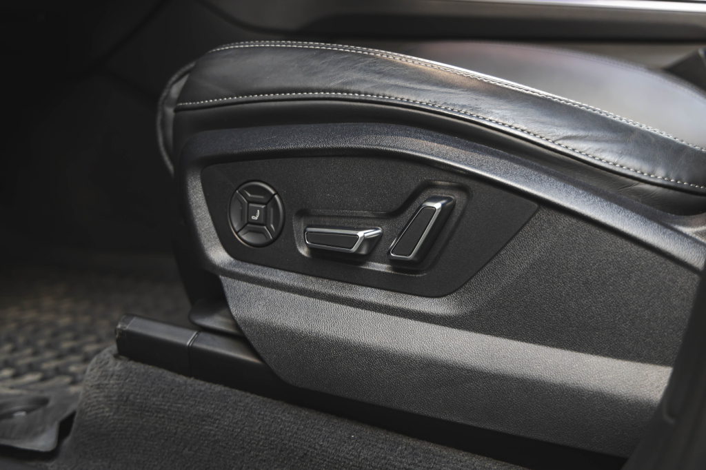 Audi Q7 S-Line 2021 photo 20