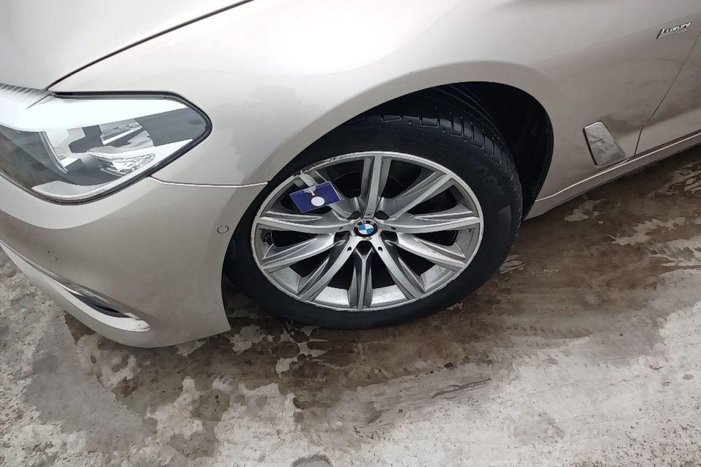 BMW 5 Series 2017 фото 34