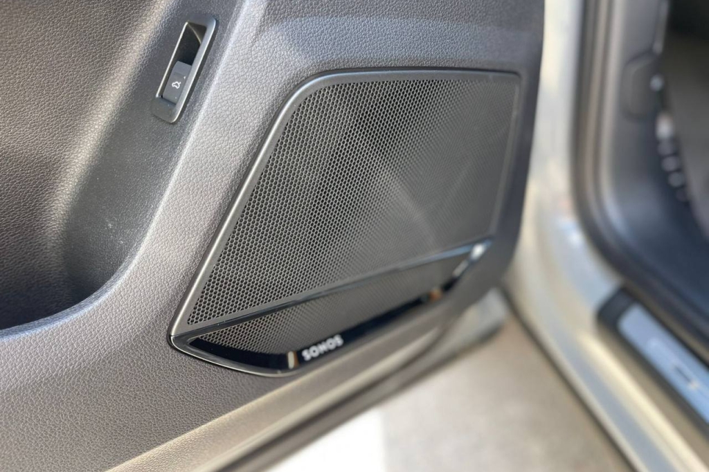 Audi RS Q3 Sportback 2022 фото 10