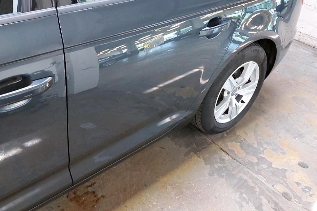 Audi A4 Avant 2016 фото 10