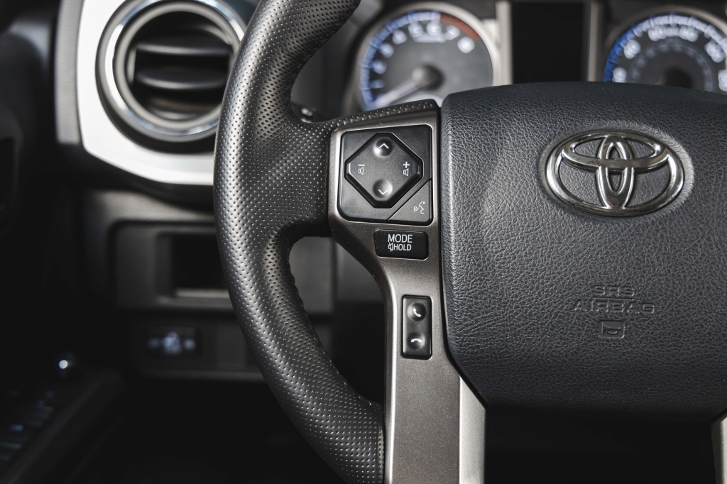 Toyota Tacoma 2018 фото 18