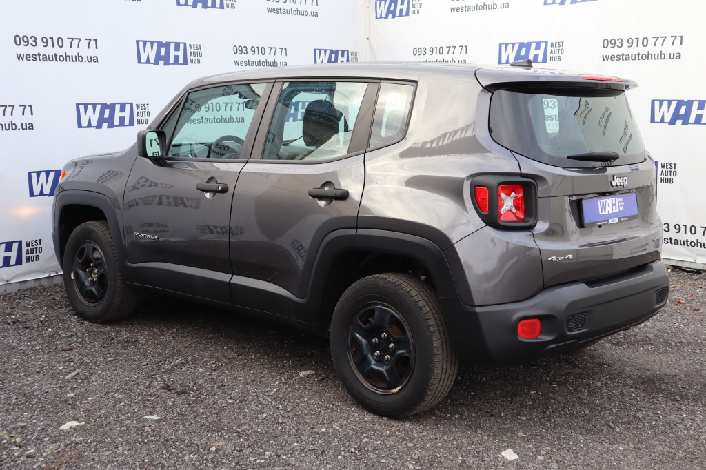 Jeep Renegade Sport 4x4 photo 5