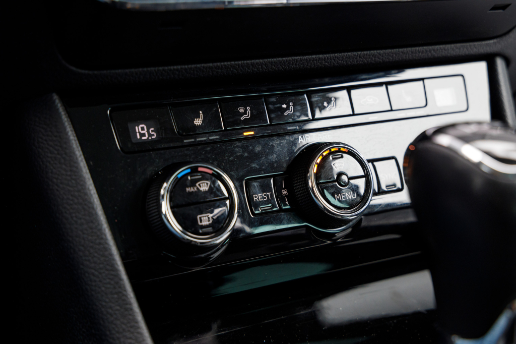 Skoda Superb photo 20