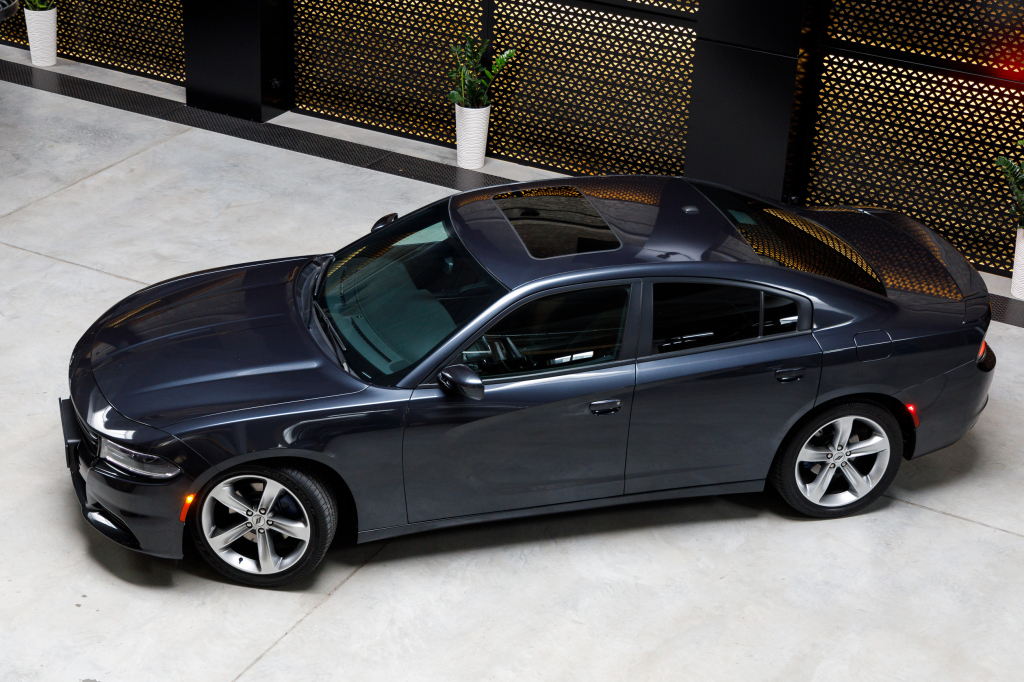 Dodge Charger RT фото 3