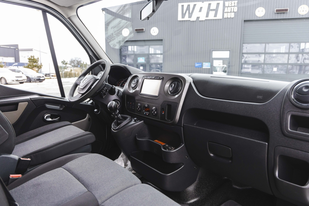 Renault Master 2018 фото 26