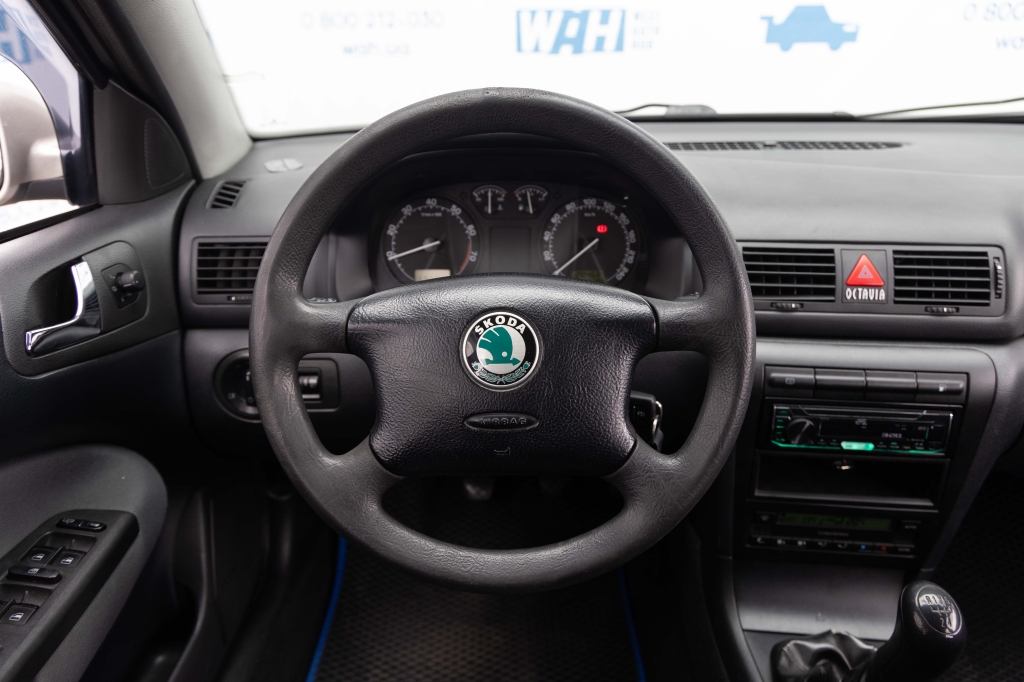 Skoda Octavia 2006 photo 16