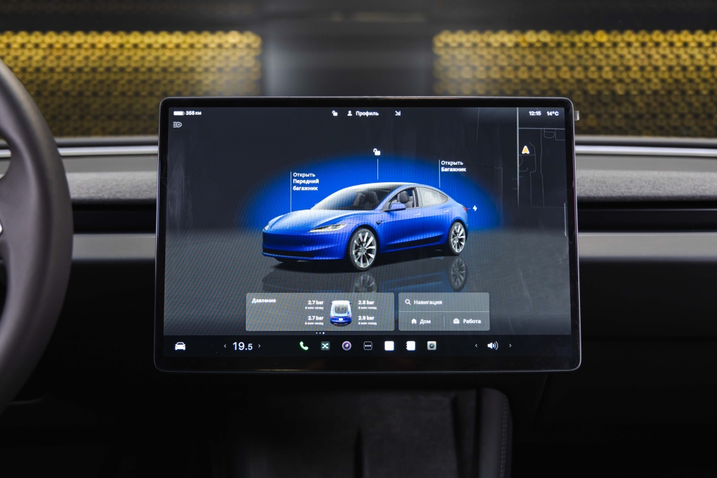 Tesla Model 3 2024 фото 28