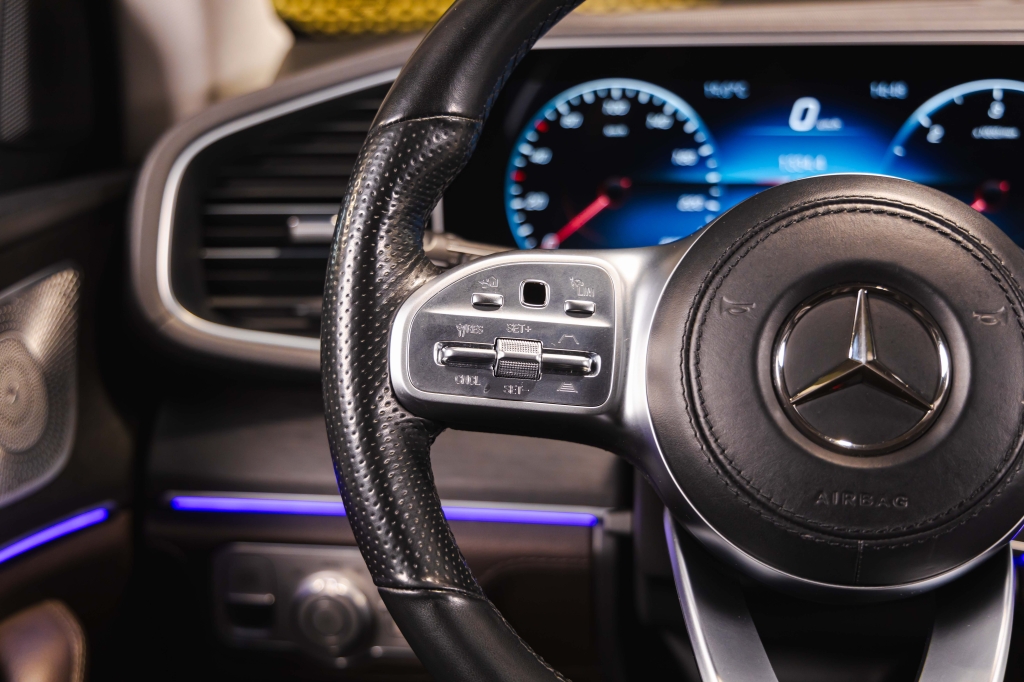 Mercedes-Benz GLS-Class 400d 2020 photo 23