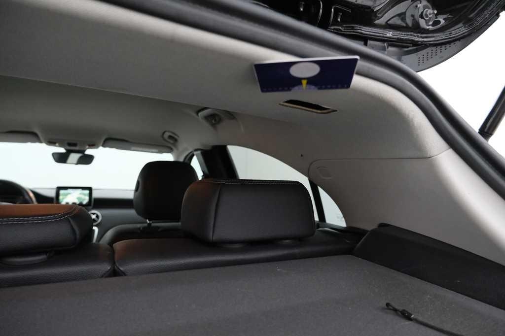 Mercedes-Benz A-Klasse 2017 photo 12