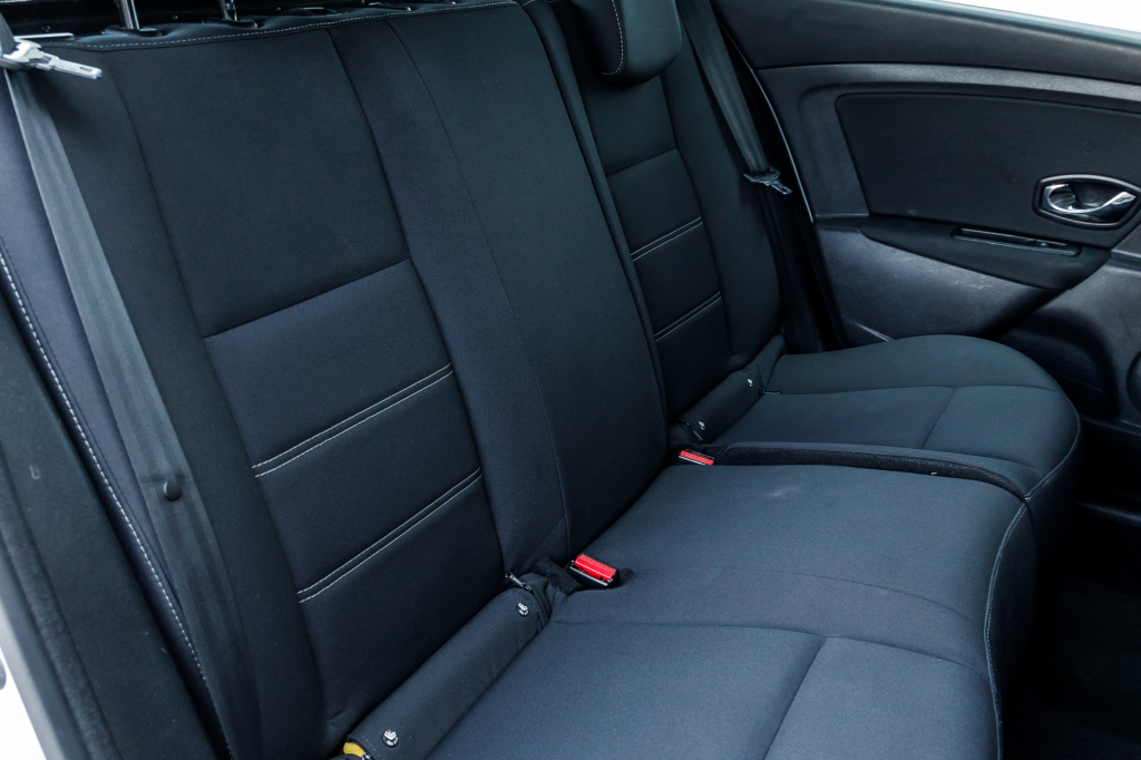 Renault Megane 2015 фото 22