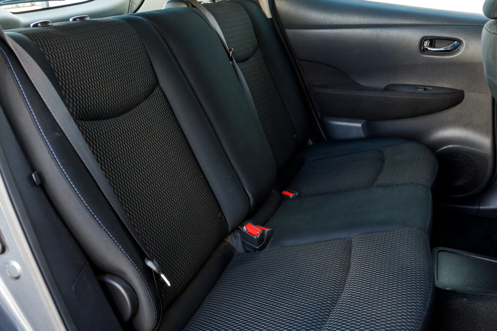 Nissan Leaf S 2013 photo 13