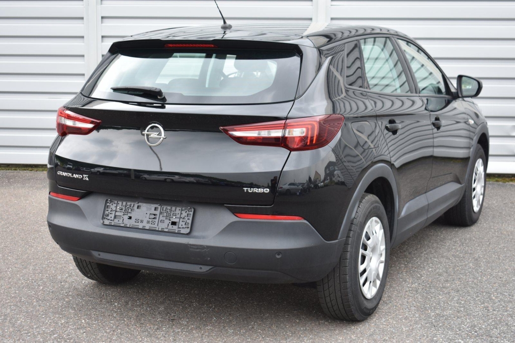 Opel Grandland X 2019 photo 2