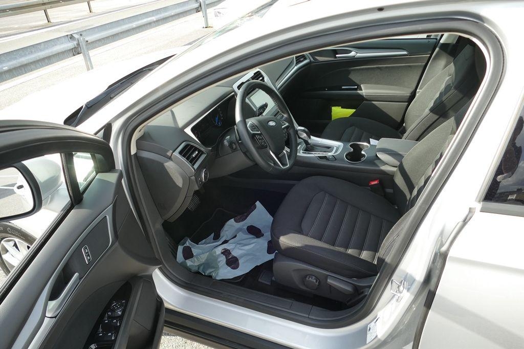 Ford Mondeo Turnier 2017 photo 3