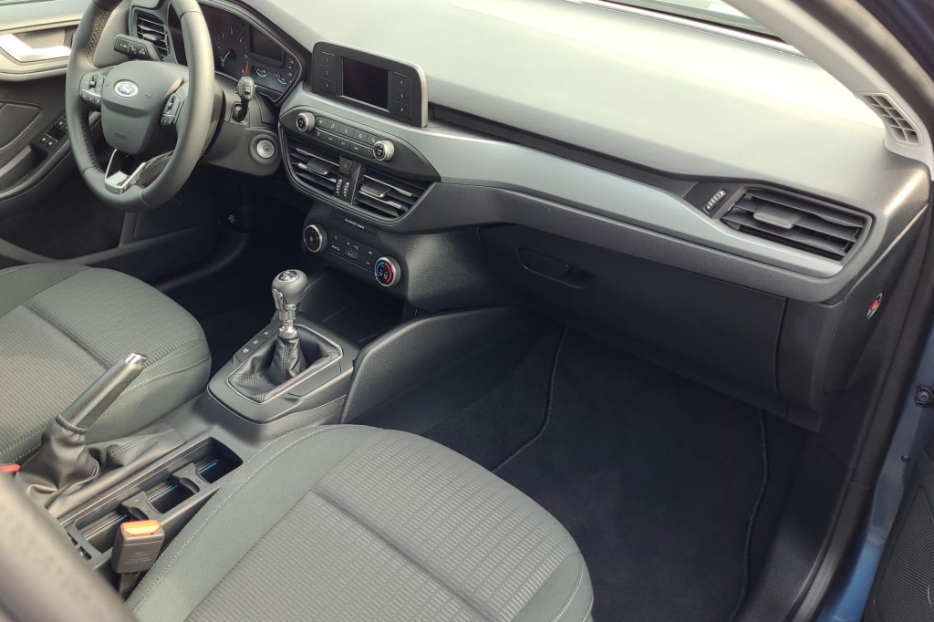 Ford Focus 2019 фото 2