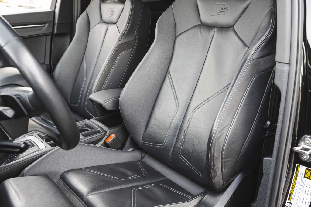 Audi Q3 S-Line 2020 photo 18