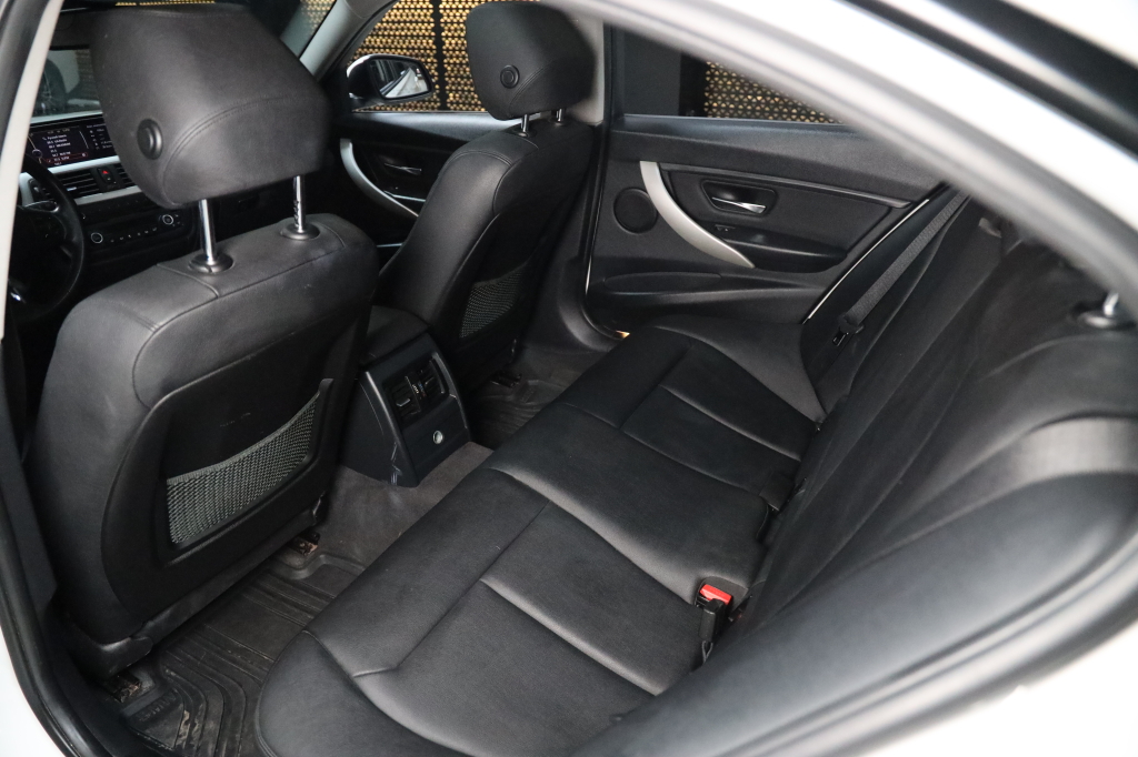 BMW 3 Series 328 2013 фото 16