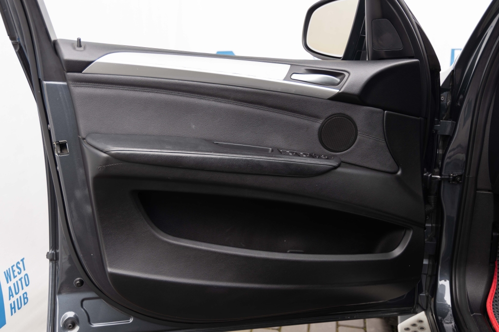 BMW X5 35i 2011 photo 11