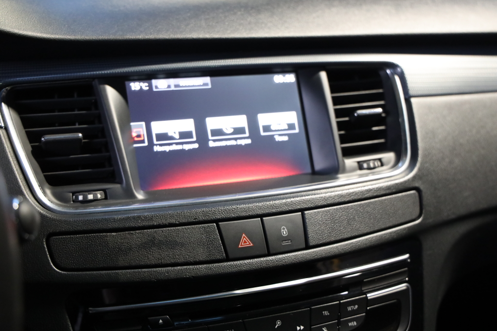 Peugeot 508 2014 photo 46