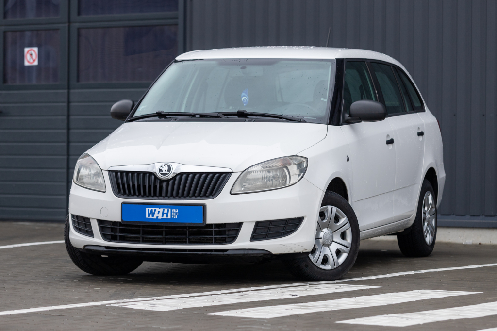 Skoda Fabia 2014 фото 21
