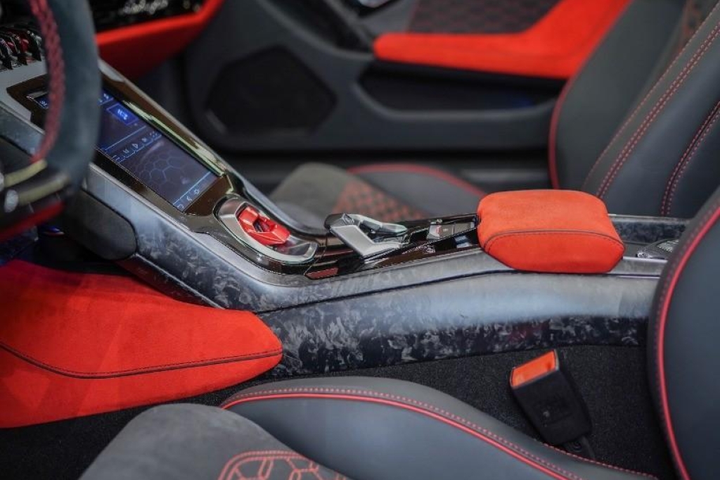 Lamborghini Huracan Spyder 2020 фото 2