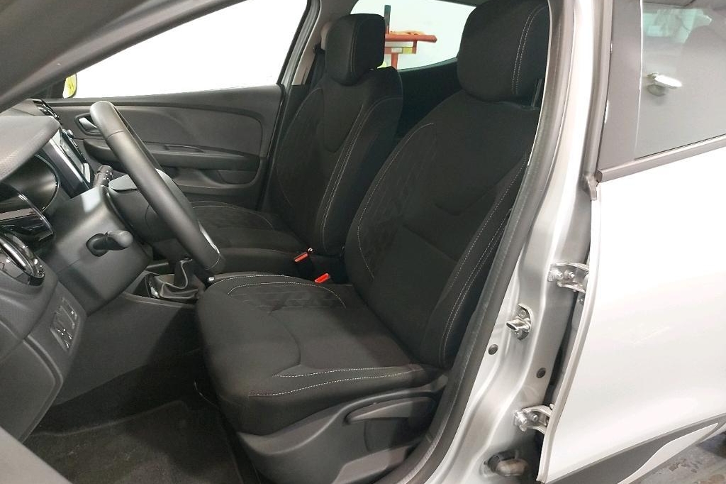 Renault Clio 2019 photo 19