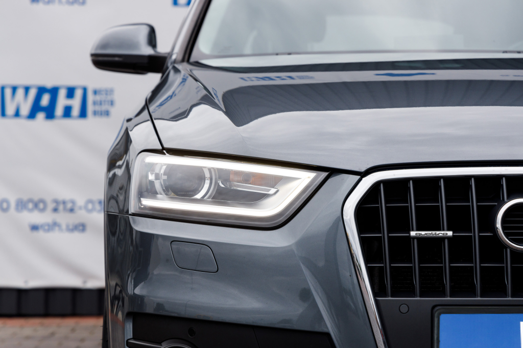 Audi Q3 2012 фото 6