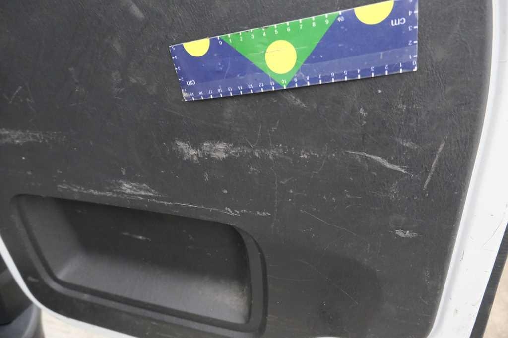 Renault Trafic 2015 фото 43