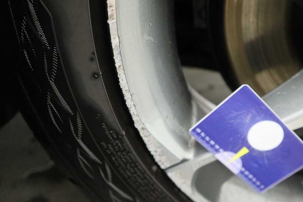 Volvo V40 Cross Country 2015 photo 48