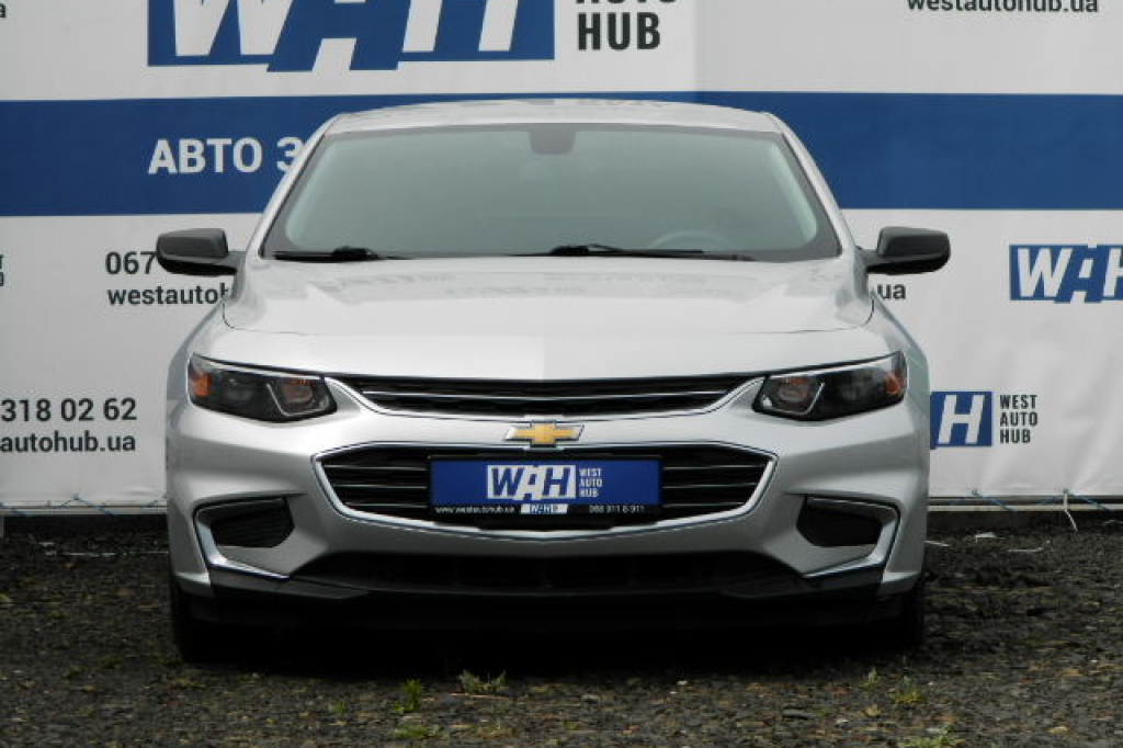 Chevrolet Malibu LE 2018 фото 1