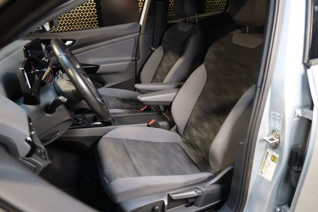 Volkswagen ID.4 2021 фото 24