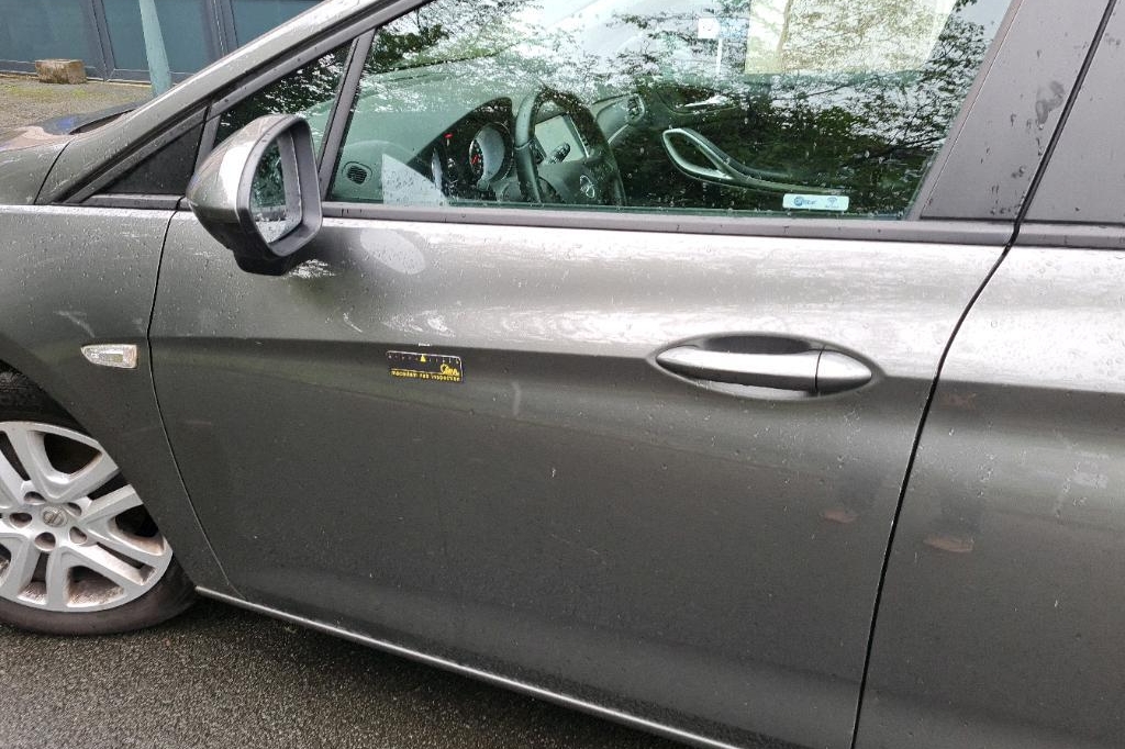 Opel Astra Sports Tourer 2017 фото 49