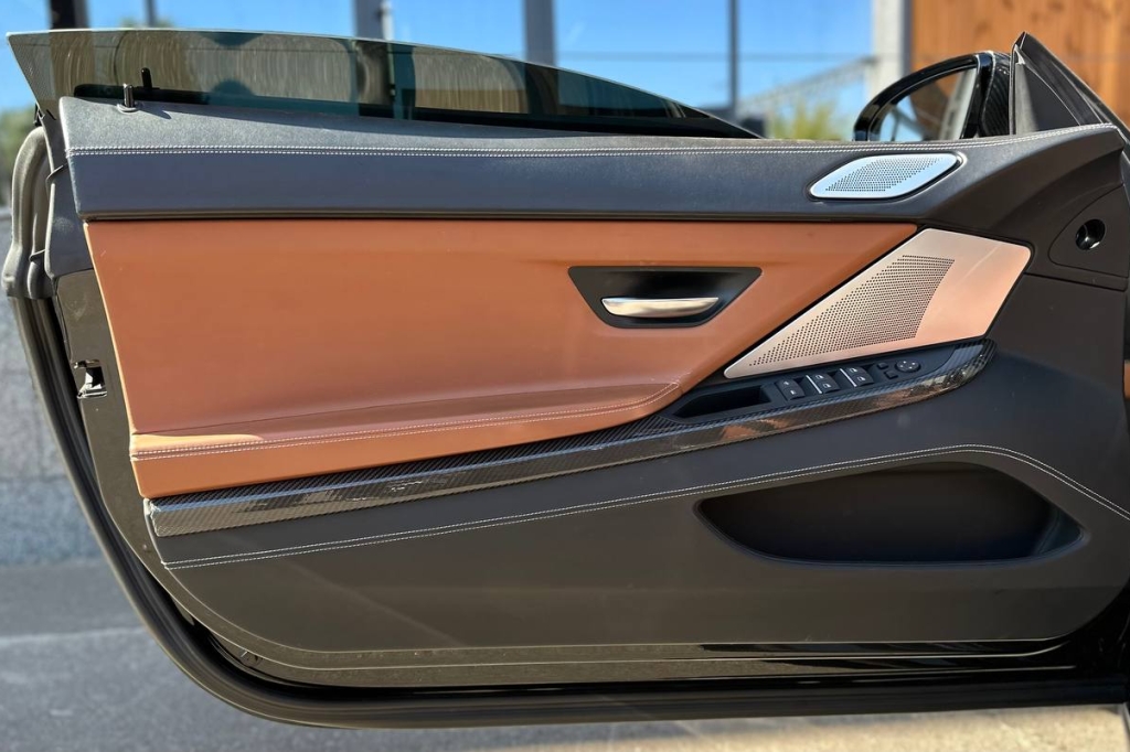 BMW M6 2012 фото 7