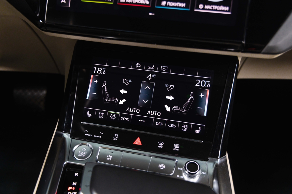 Audi e-tron 55 quattro 2019 фото 27